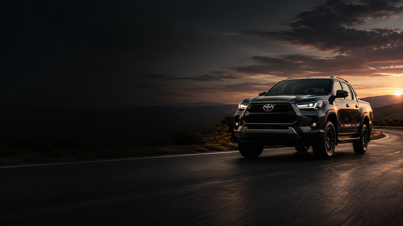 Toyota Hilux Apex Motors, estrada ao entardecer